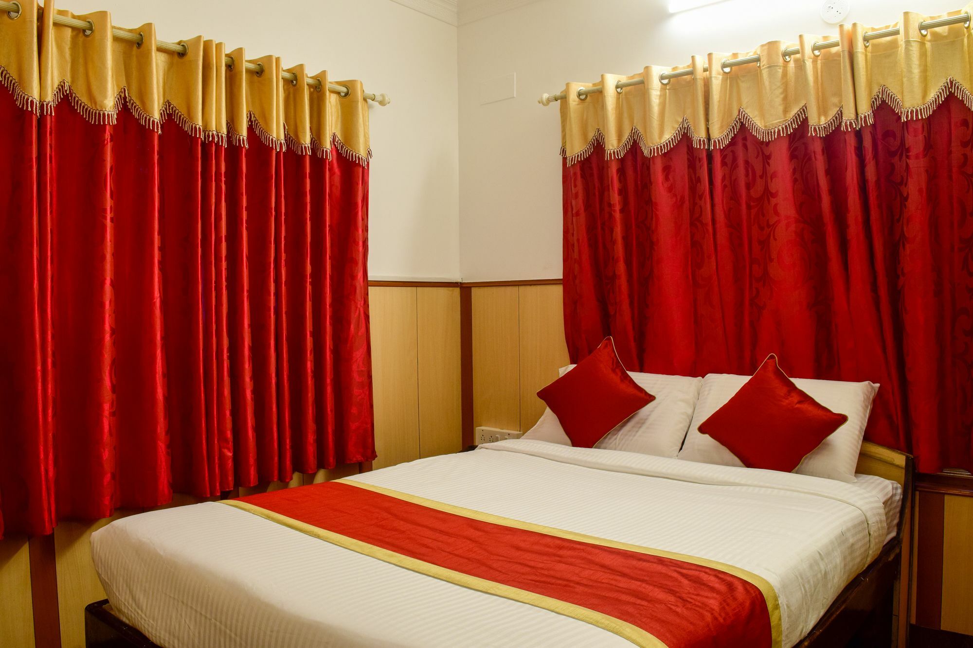 Fabhotel Shivaals Residency - Rajajinagar Bangalore Eksteriør bilde